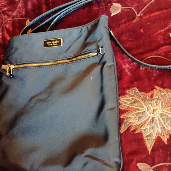 Kate Spade Black Crossbody Bag with Adjustable Strap - Picture 5 of 13